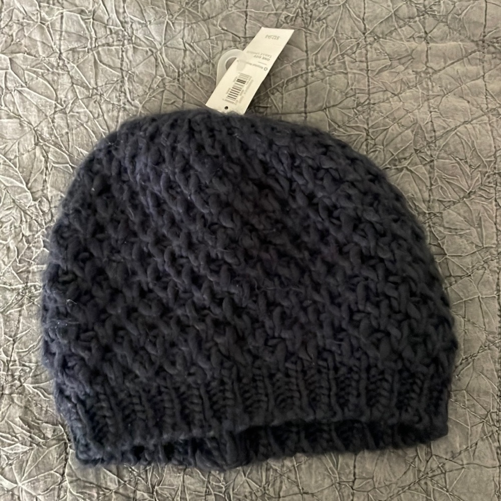 Old Navy navy cap. Cute warm. Never worn